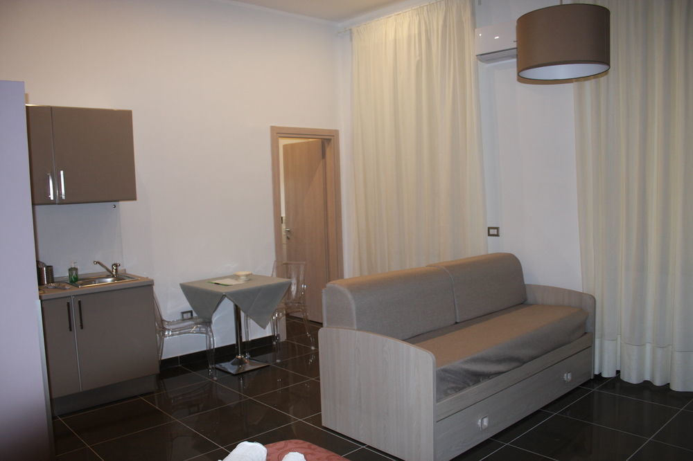Hotel Be Italian Flat Bovio Nápoles Exterior foto