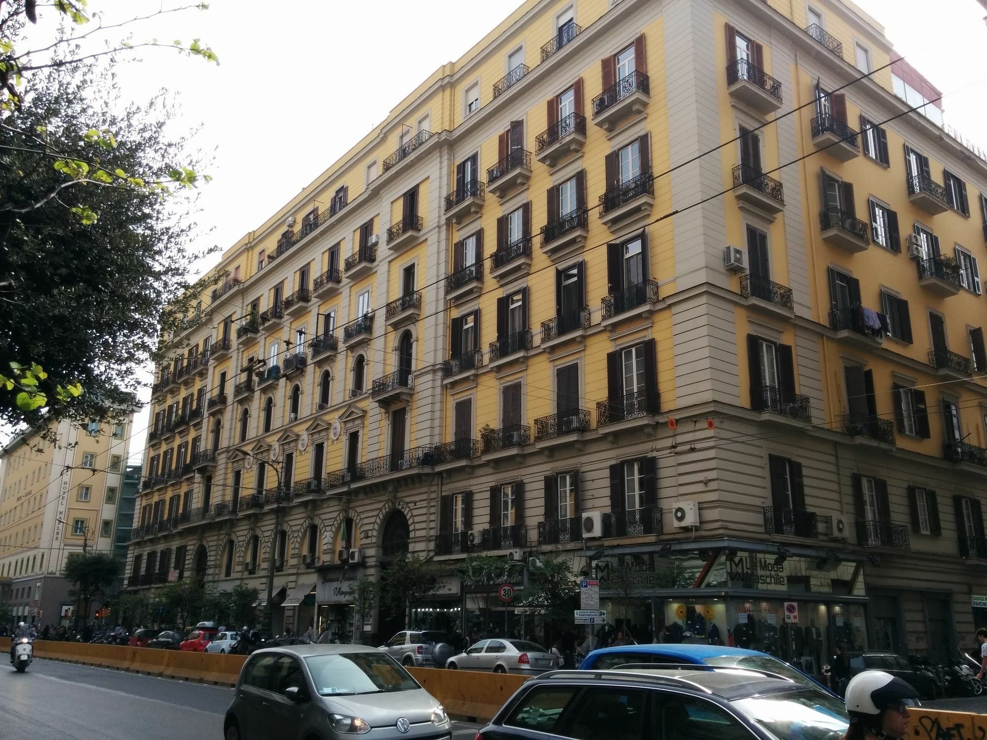 Hotel Be Italian Flat Bovio Nápoles Exterior foto